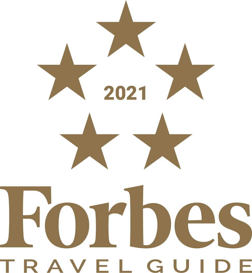 Forbes Travel Guide Five Star 2021 logo