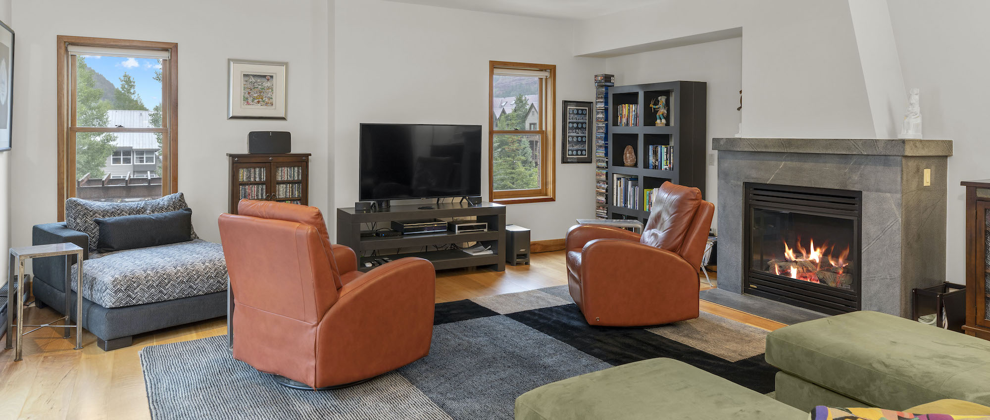 Cascade Residence A7 living room